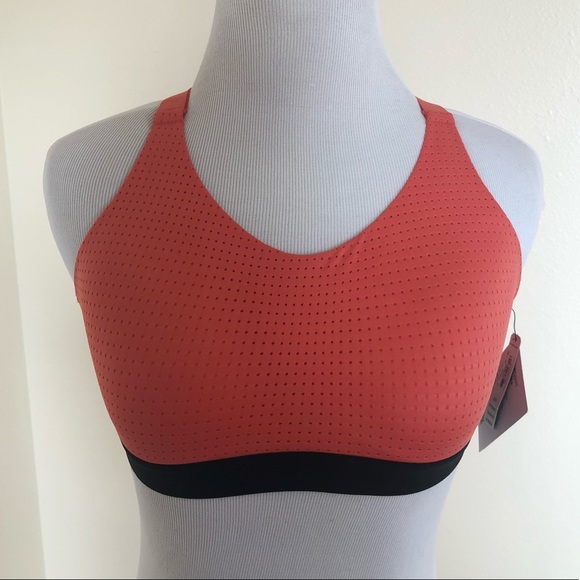 NWT Victoria’s Secret Pink Sport Bra🌺 - Picture 2 of 5